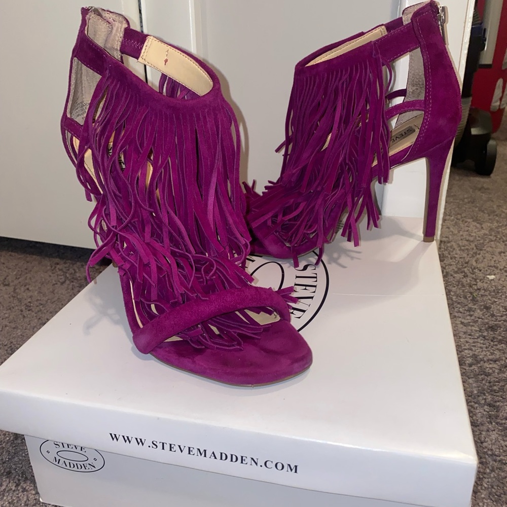 Three layer purple fringe suede Steve Madden heels size 8.5